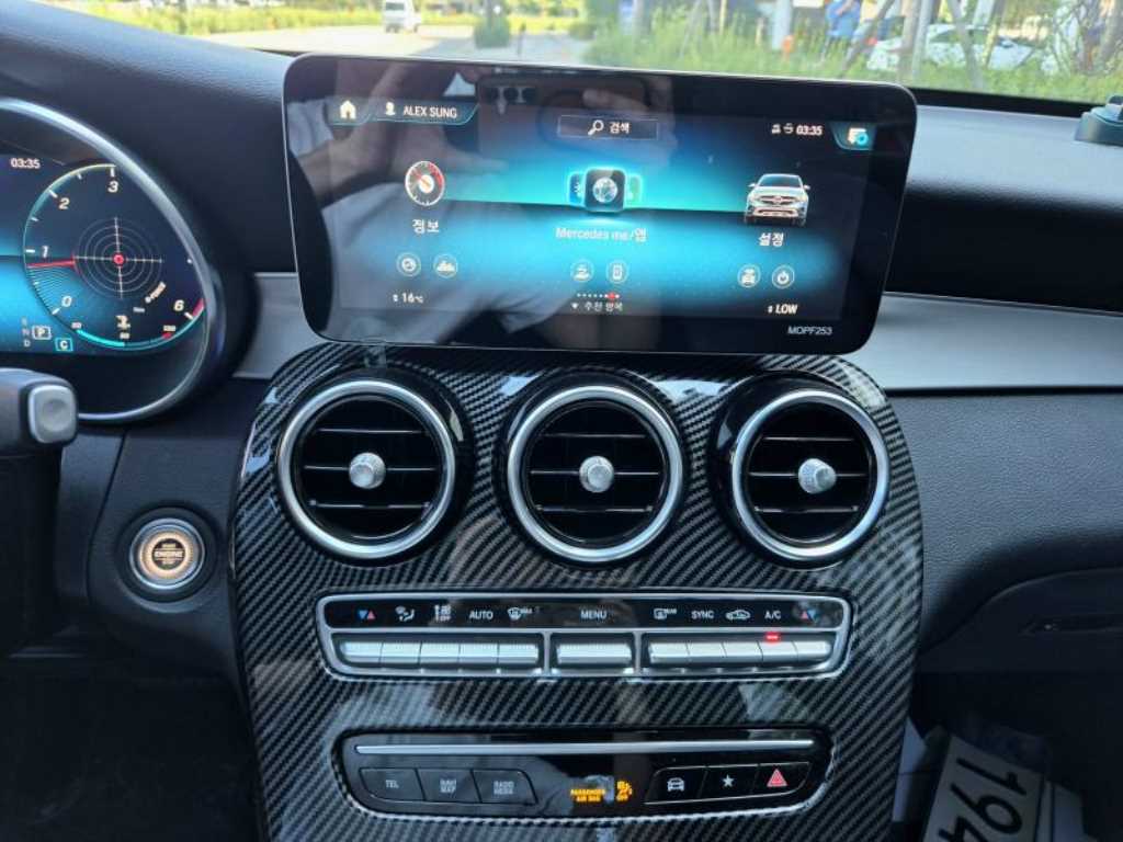 Mercedes Benz GLC Class - Vista 9