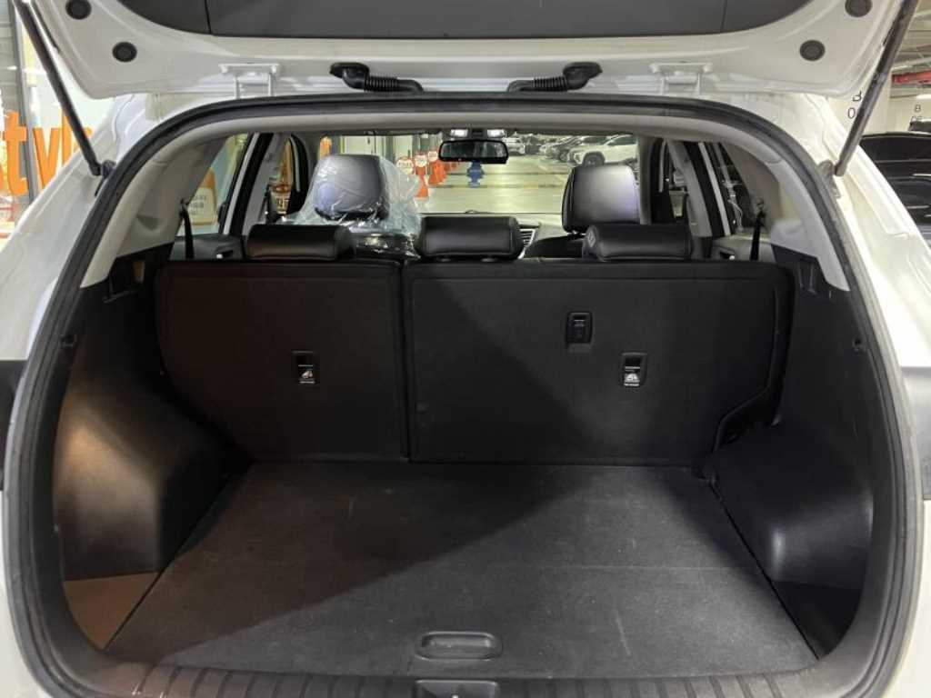 HYUNDAI Tucson - Vista 6