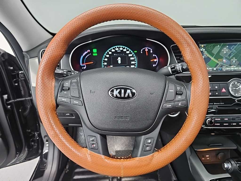 KIA K7 - Vista 9