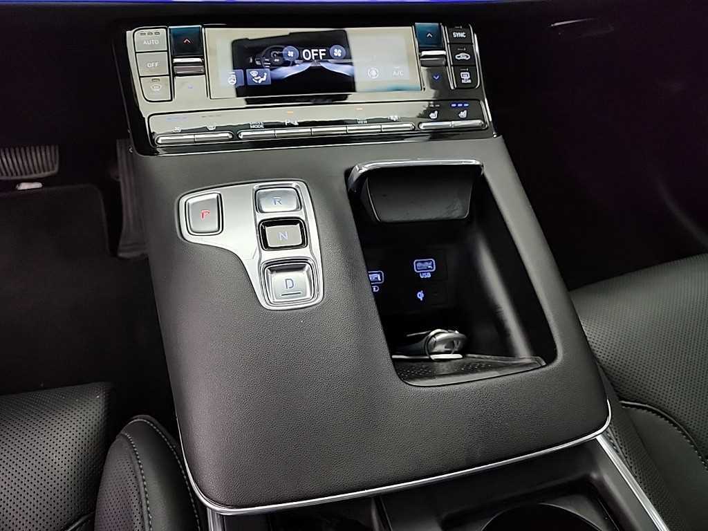 HYUNDAI Grandeur - Vista 8