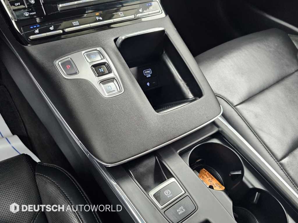 HYUNDAI Grandeur - Vista 9