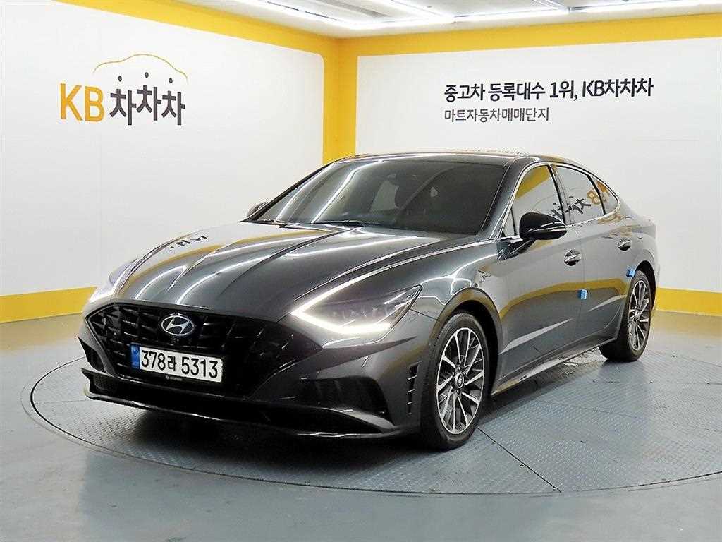 HYUNDAI Sonata - Vista 2
