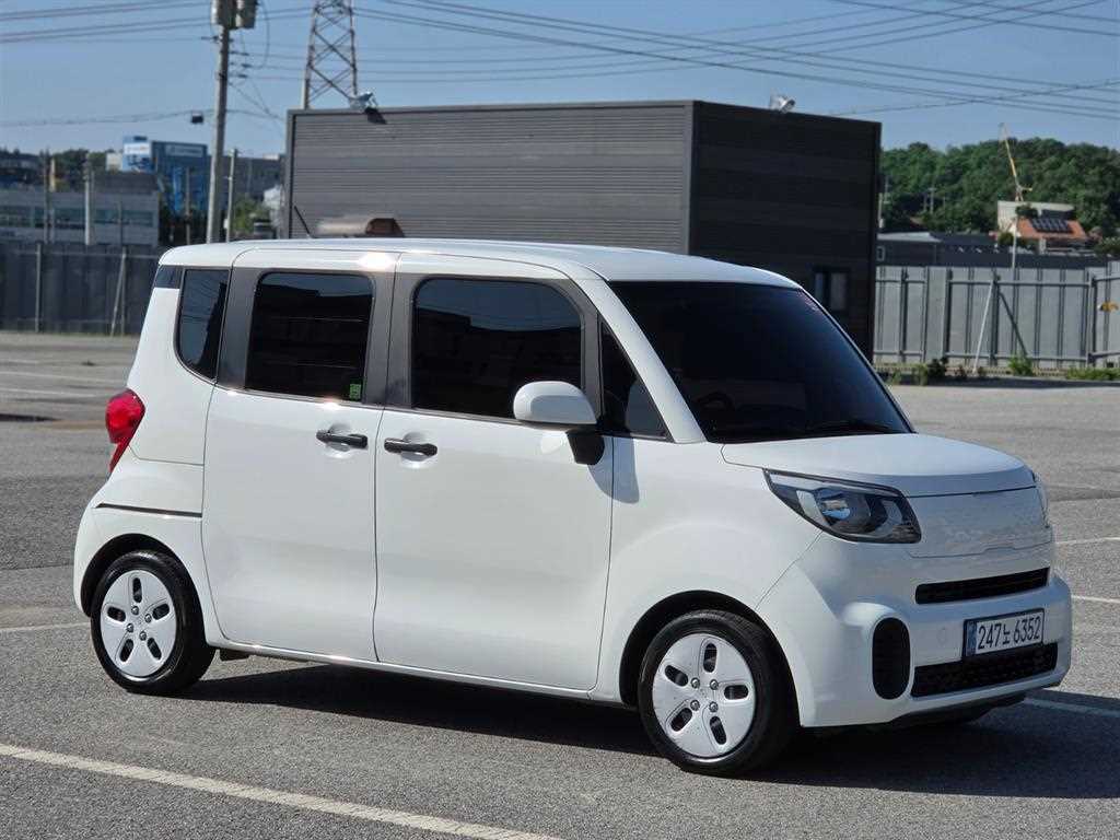 KIA Ray - Vista 8