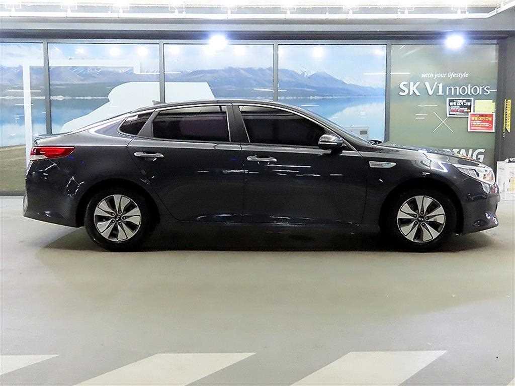 KIA K5 - Vista 3