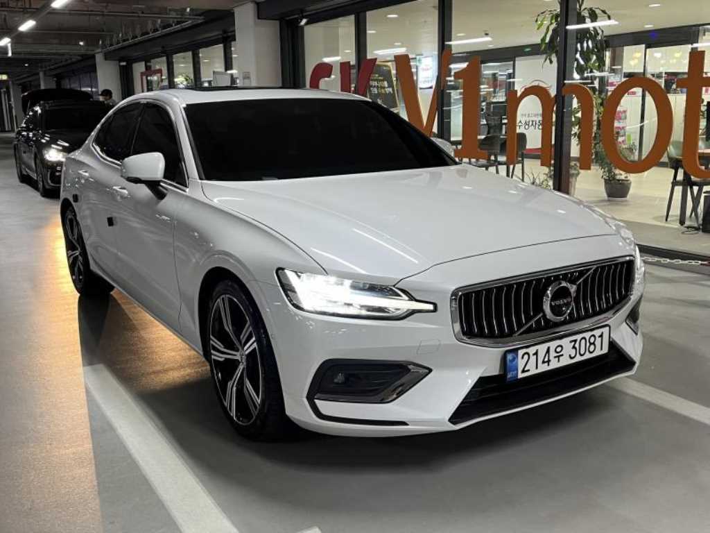 Volvo S60 2022 Blanco - Importación desde Corea - HF Imports Iquique - Foto 1