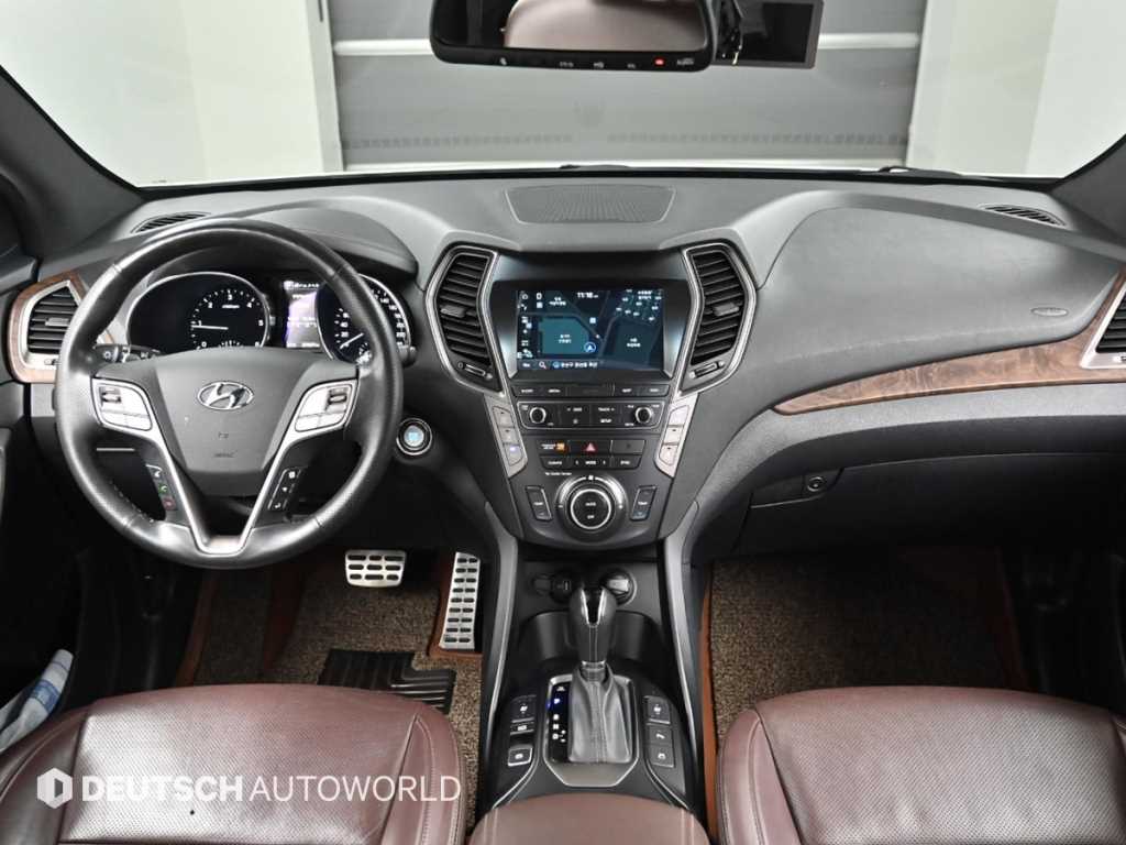 HYUNDAI Maxcruz - Vista 7