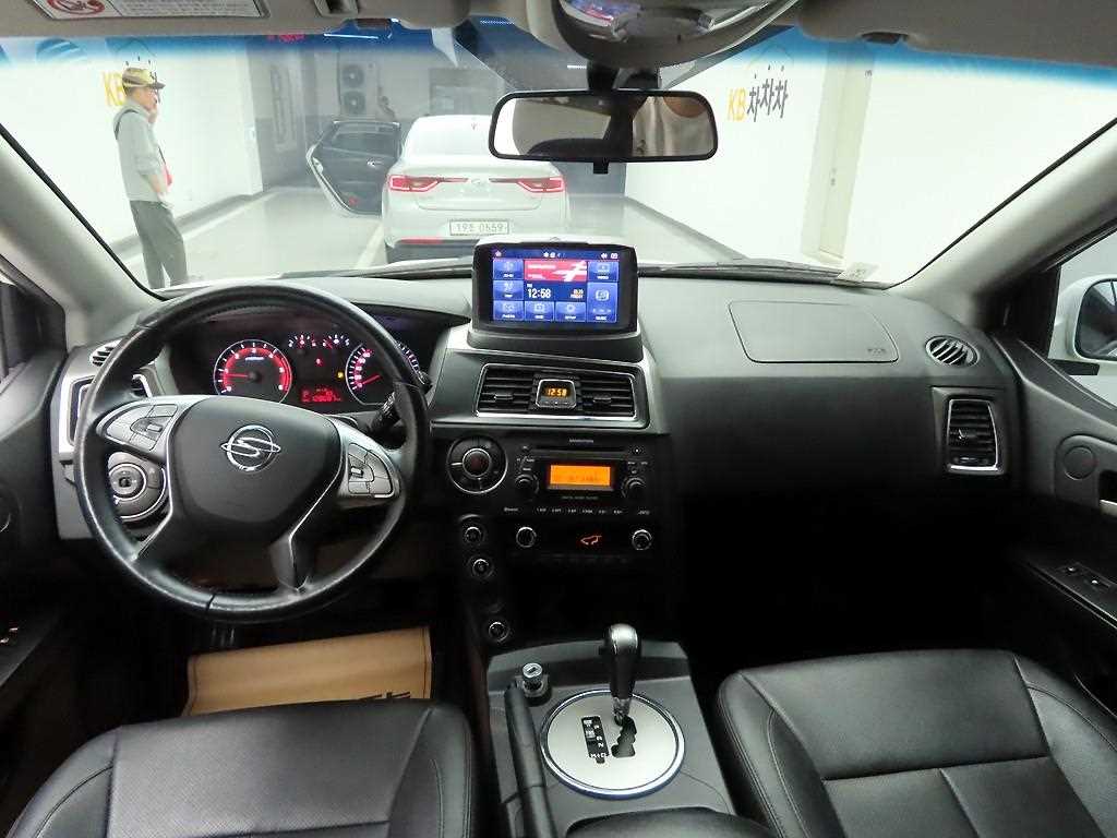 Ssangyong Korando - Vista 6