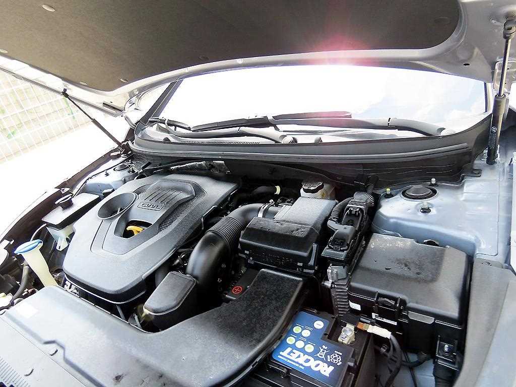 HYUNDAI Sonata 2017 Gris - Importación desde Corea - HF Imports Iquique - Foto 18
