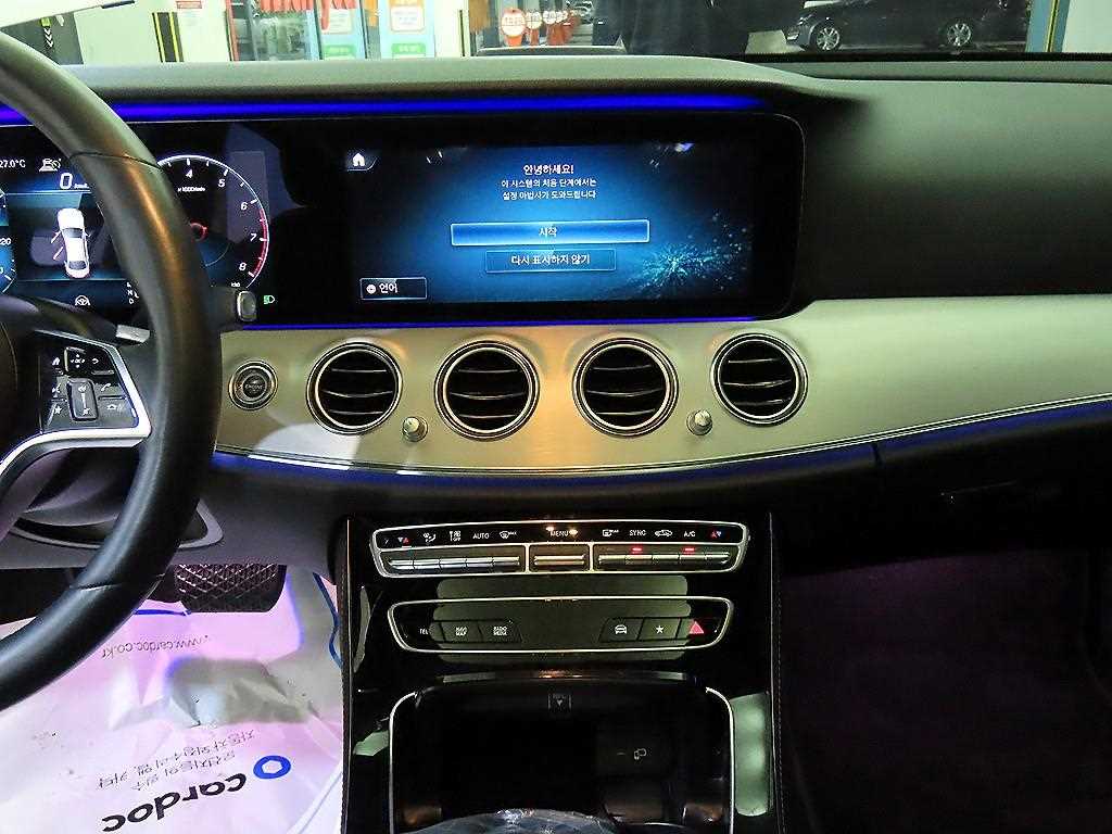Mercedes Benz E class - Vista 11