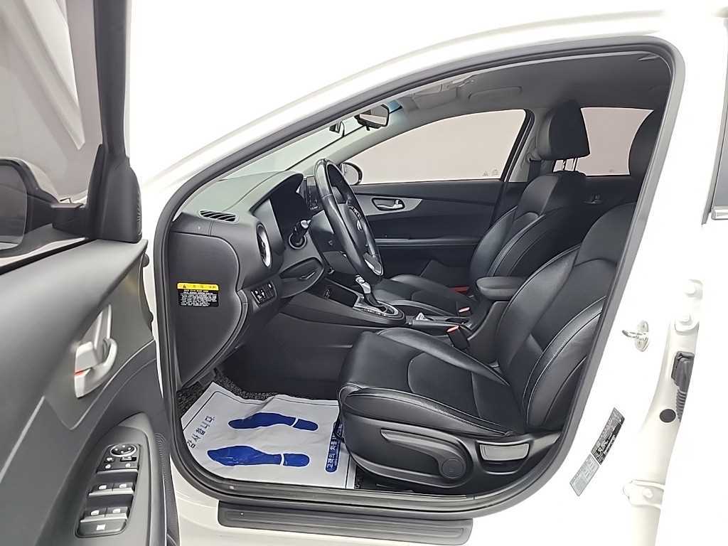 KIA K3 - Vista 11