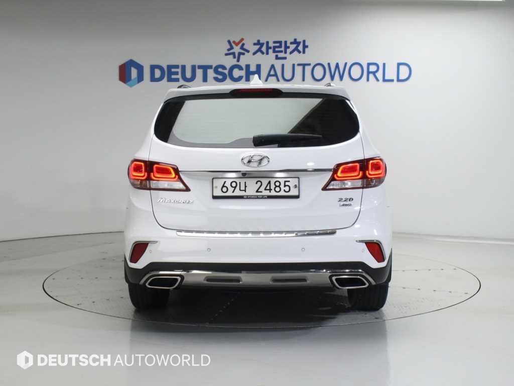 HYUNDAI Maxcruz - Vista 4