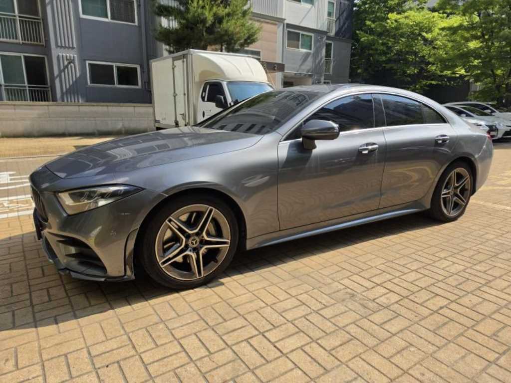 Mercedes Benz CLS Class - Vista 4