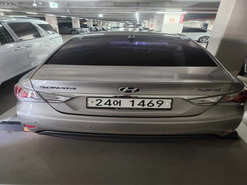 HYUNDAI Sonata - Vista 2