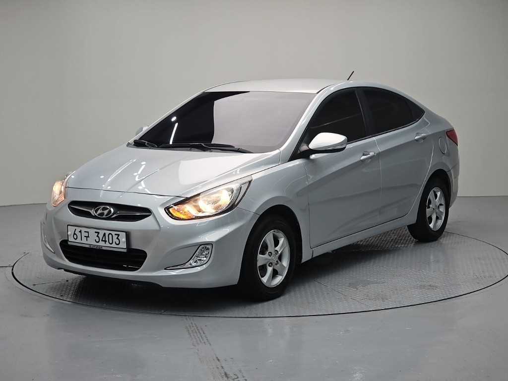 HYUNDAI Accent 2011 Gris - Importación desde Corea - HF Imports Iquique - Foto 1