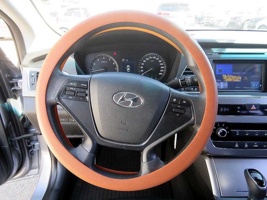 HYUNDAI Sonata - Vista 10