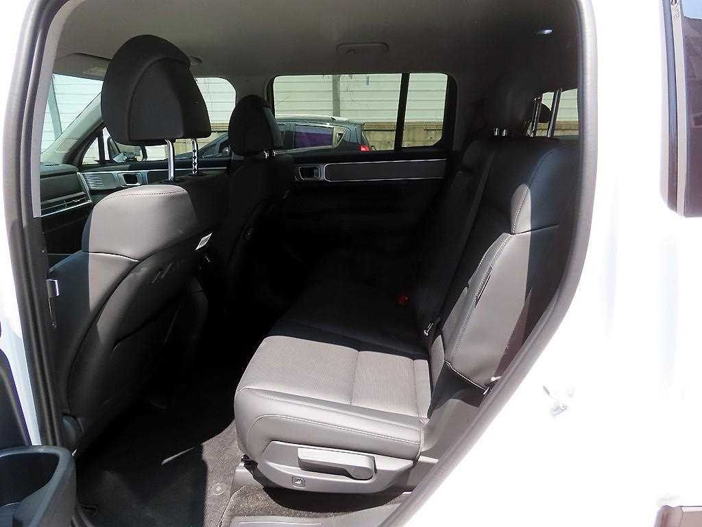HYUNDAI Santa Fe - Vista 6