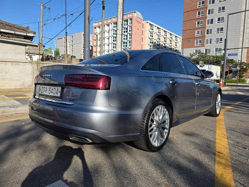 Audi A6 - Vista 4