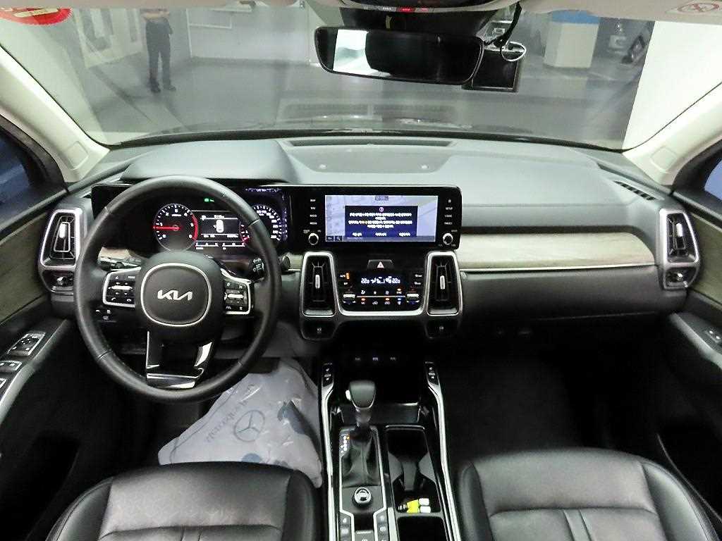 KIA Sorento - Vista 8