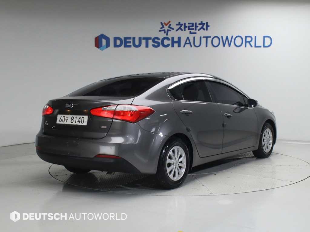 KIA K3 - Vista 2