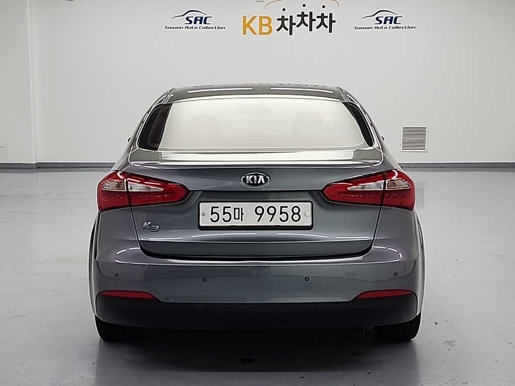 KIA K3 - Vista 3