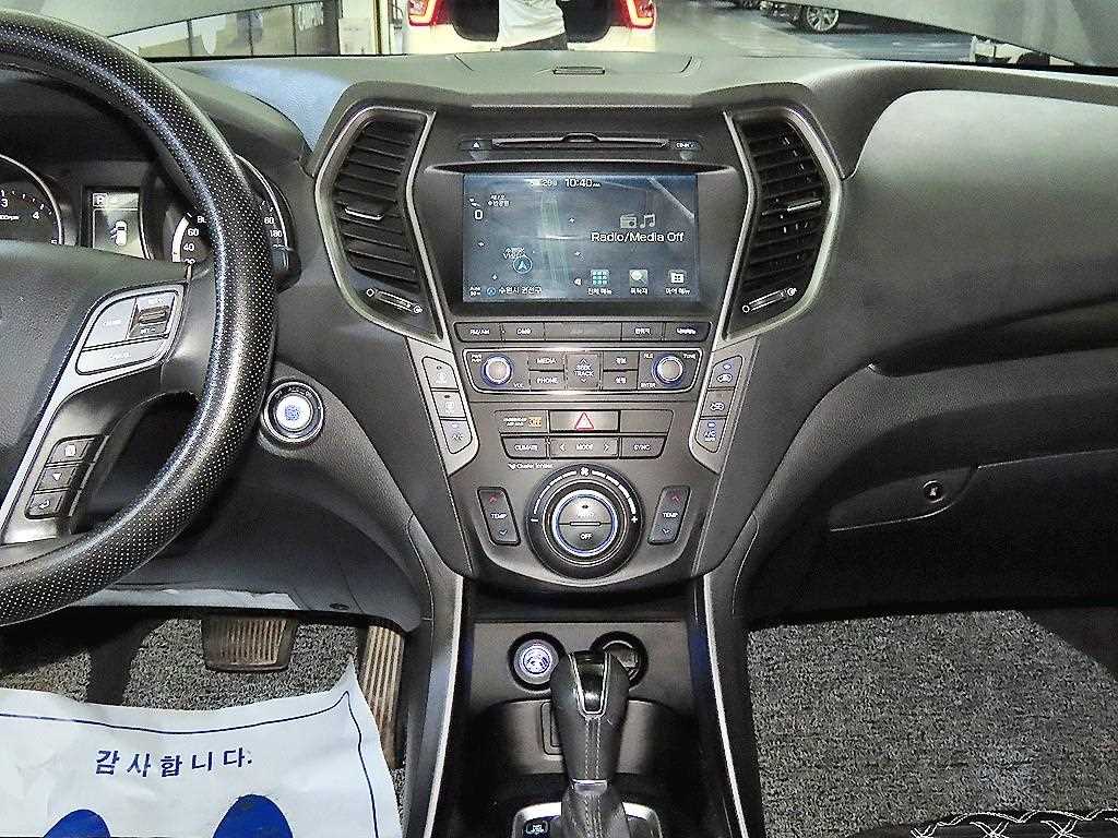 HYUNDAI Santa Fe - Vista 11