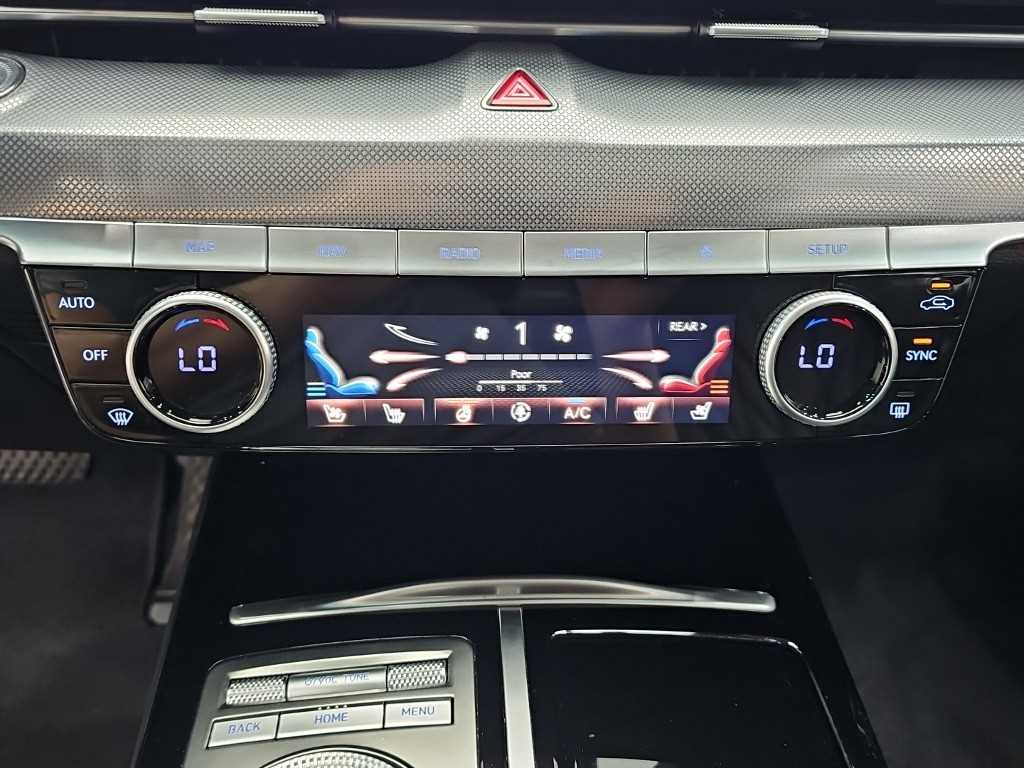 Genesis G80 - Vista 10