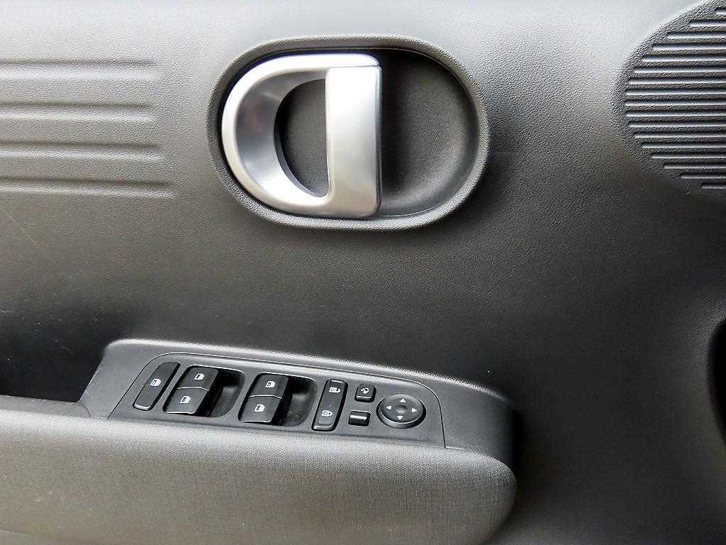 HYUNDAI Casper - Vista 11