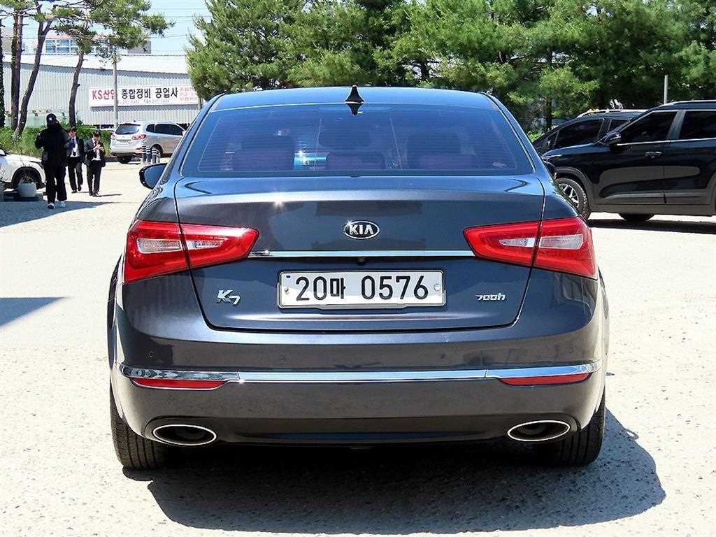 KIA K7 - Vista 4