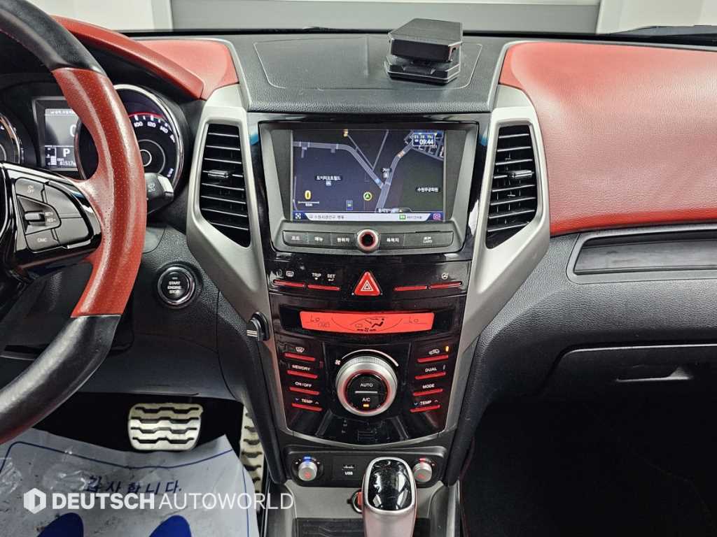 Ssangyong Tivoli 2015 Rojo - Importación desde Corea - HF Imports Iquique - Foto 14