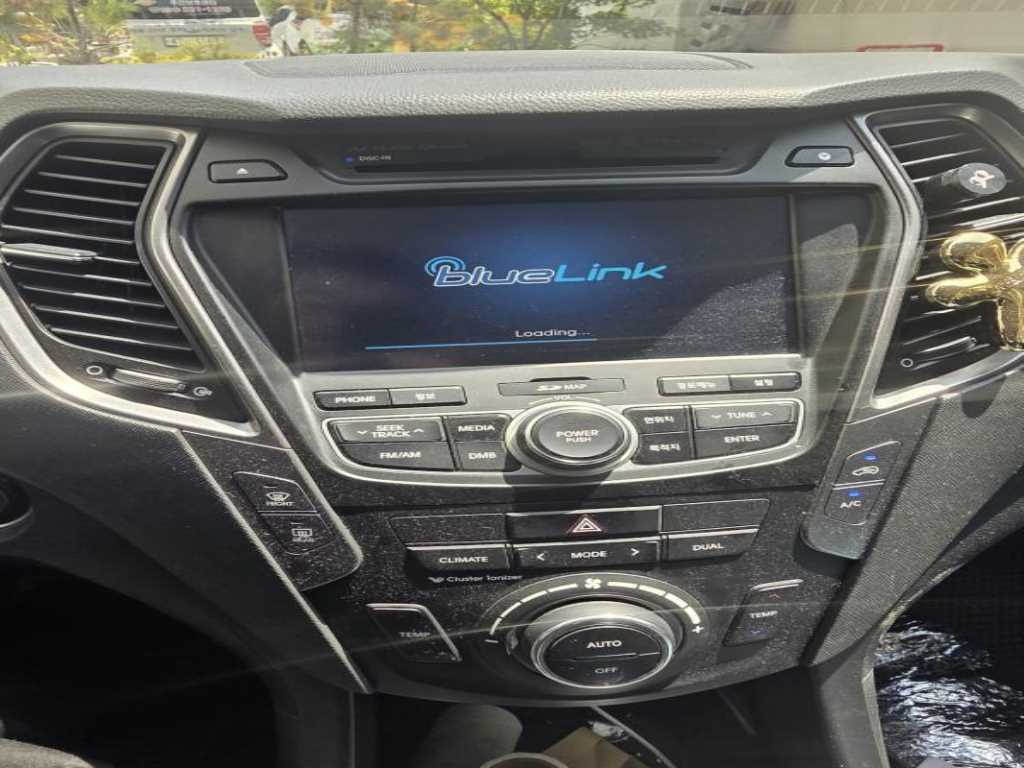 HYUNDAI Santa Fe - Vista 7