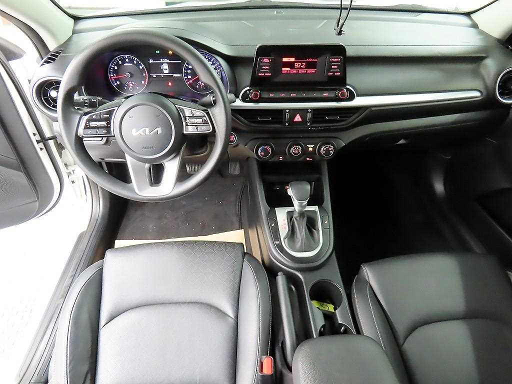 KIA K3 - Vista 7