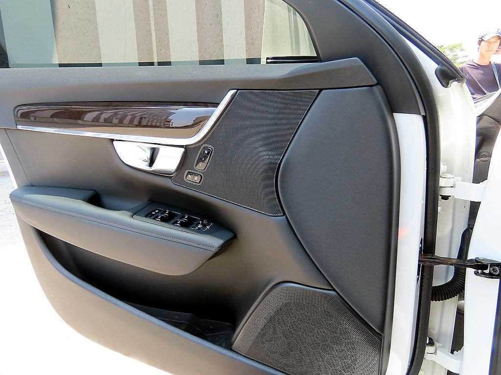 Volvo S90 - Vista 12
