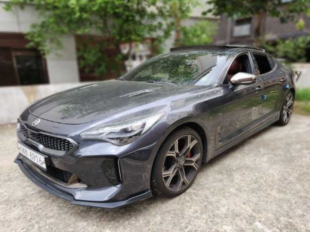 KIA Stinger - Vista 2
