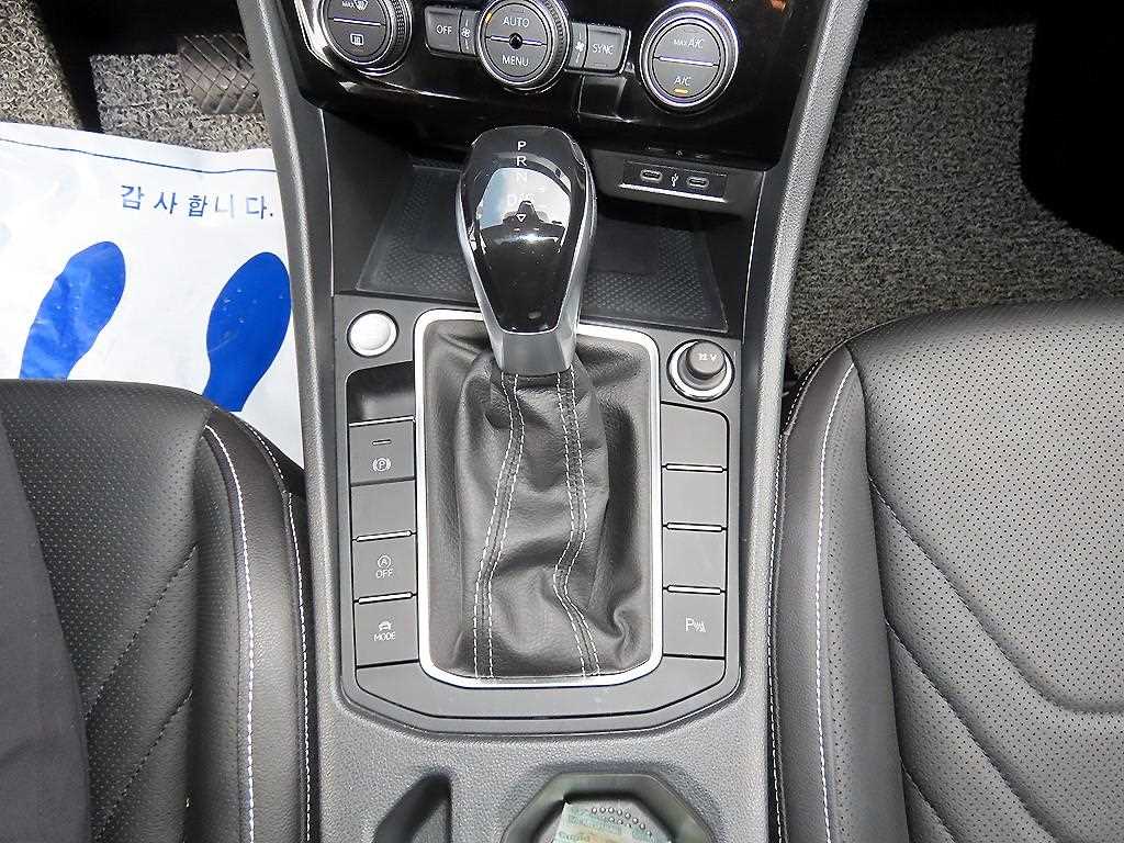Volkswagen Jetta - Vista 10