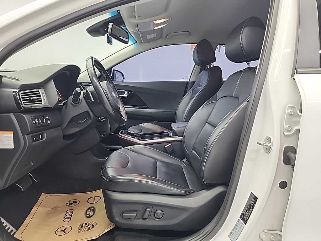 KIA Niro - Vista 11