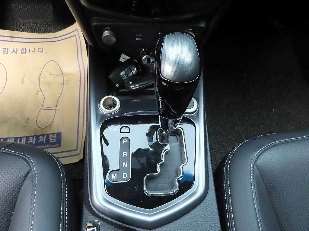 Ssangyong Tivoli - Vista 10