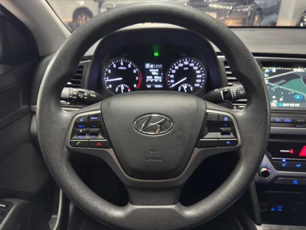 HYUNDAI Avante 2018 - Importación desde Corea - HF Imports Iquique - Foto 13