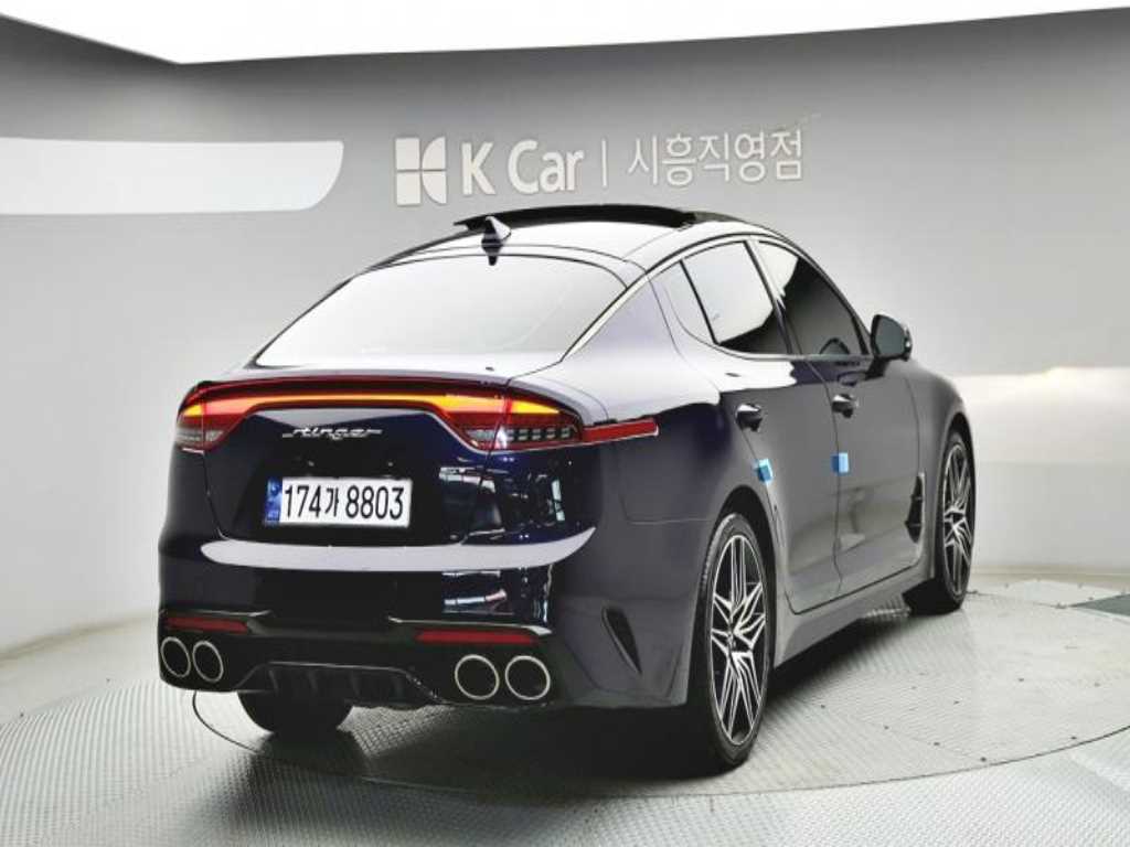 KIA Stinger - Vista 3