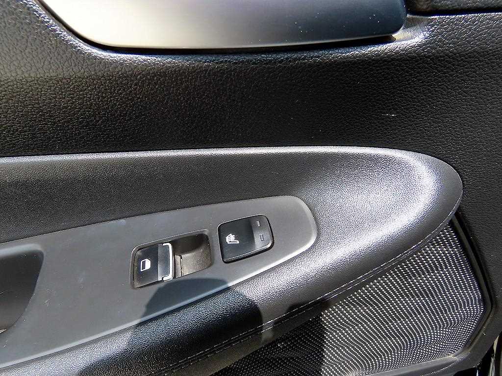 HYUNDAI Santa Fe 2020 Negro - Importación desde Corea - HF Imports Iquique - Foto 15
