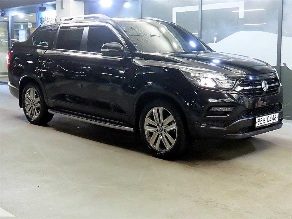 Ssangyong Rexton 2021 Negro - Importación desde Corea - HF Imports Iquique - Foto 1