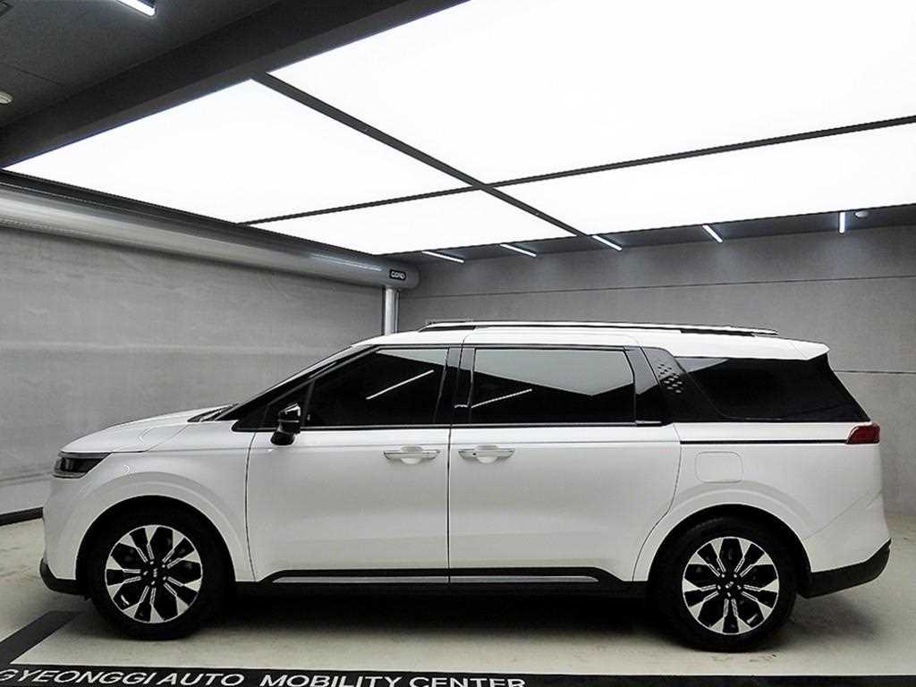 KIA Carnival - Vista 4