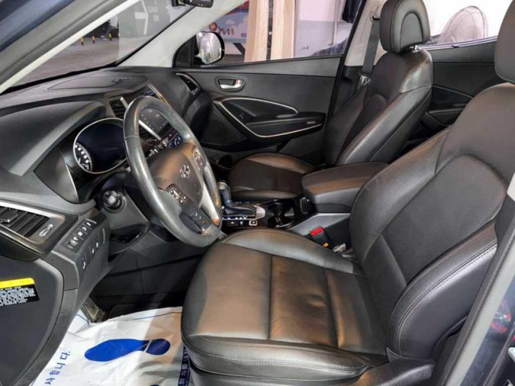HYUNDAI Santa Fe - Vista 6