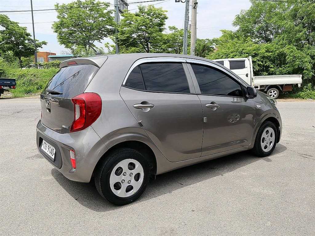 KIA Morning - Vista 4