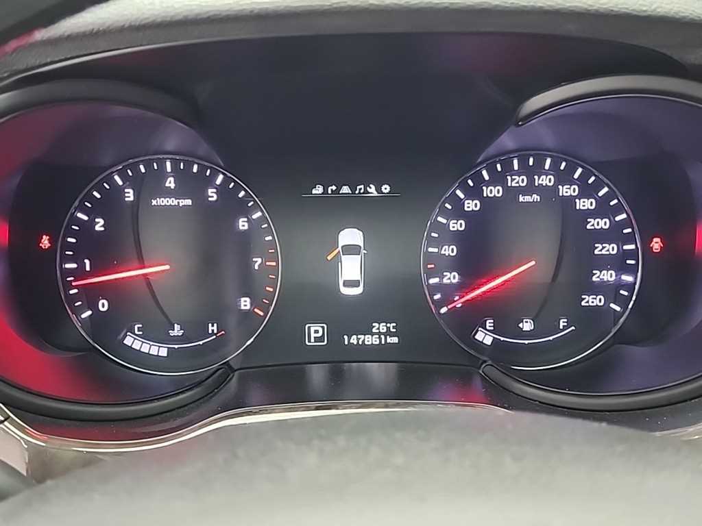 KIA K9 - Vista 6