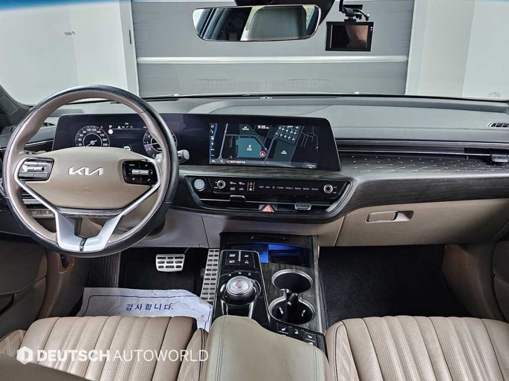 KIA K8 - Vista 7