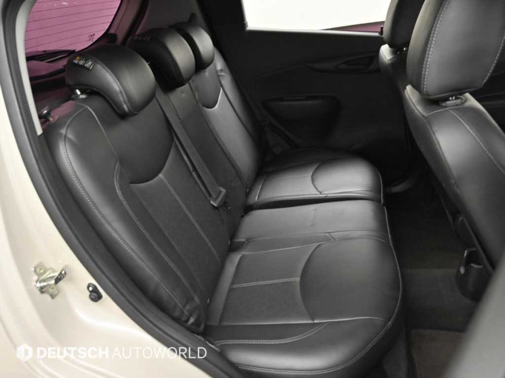 Chevrolet Spark 2017 Blanco - Importación desde Corea - HF Imports Iquique - Foto 13