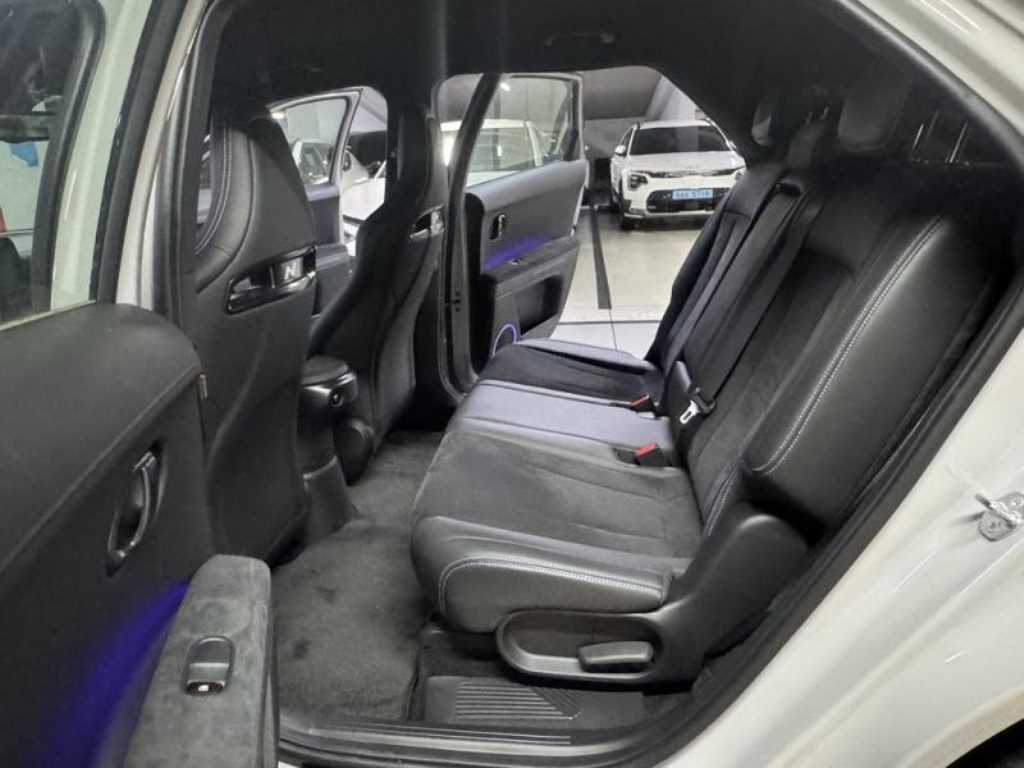 HYUNDAI Ioniq 5 - Vista 8