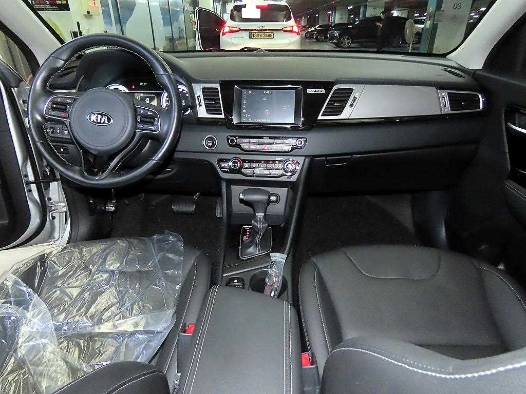 KIA Niro - Vista 10