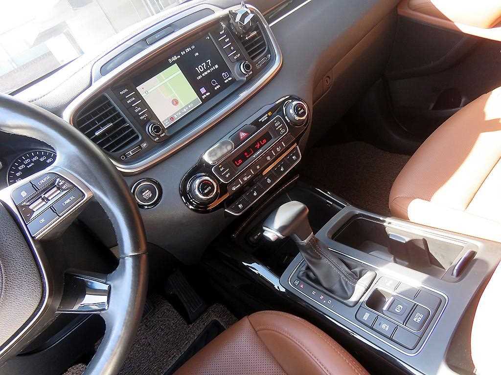 KIA Sorento - Vista 11