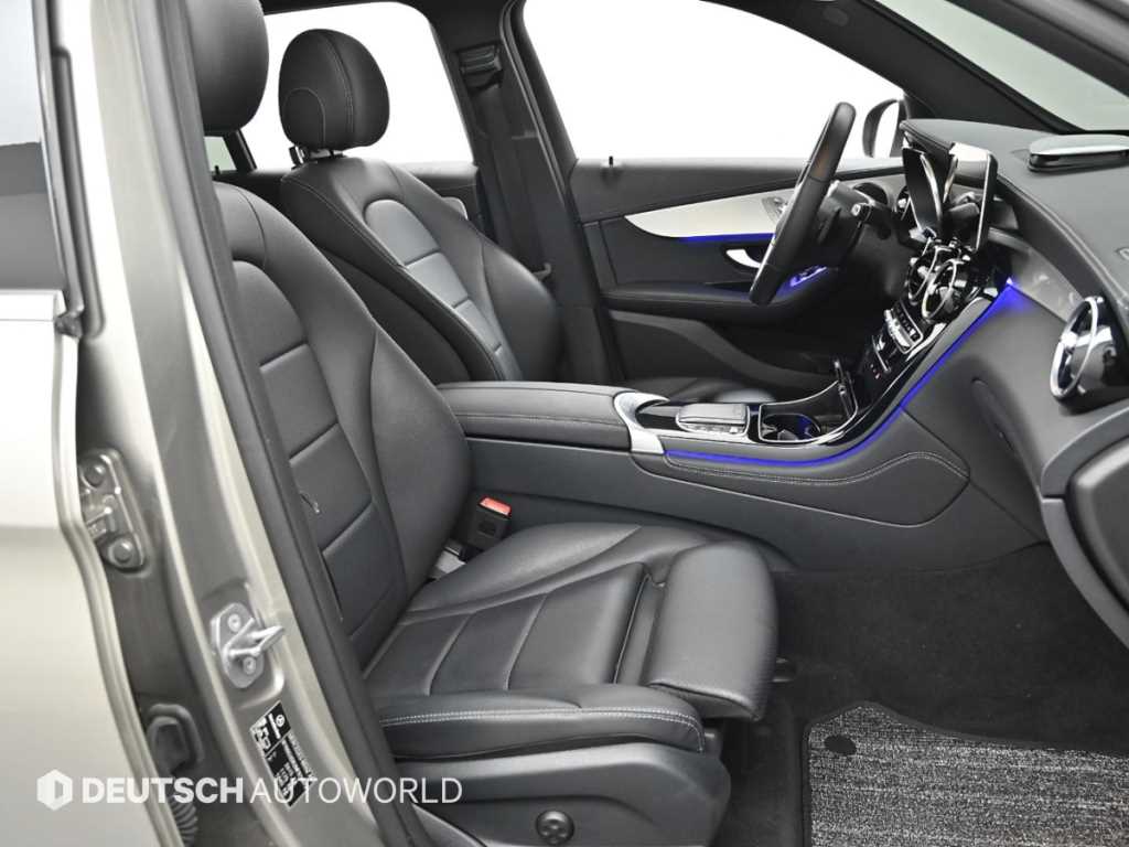Mercedes Benz GLC Class - Vista 10